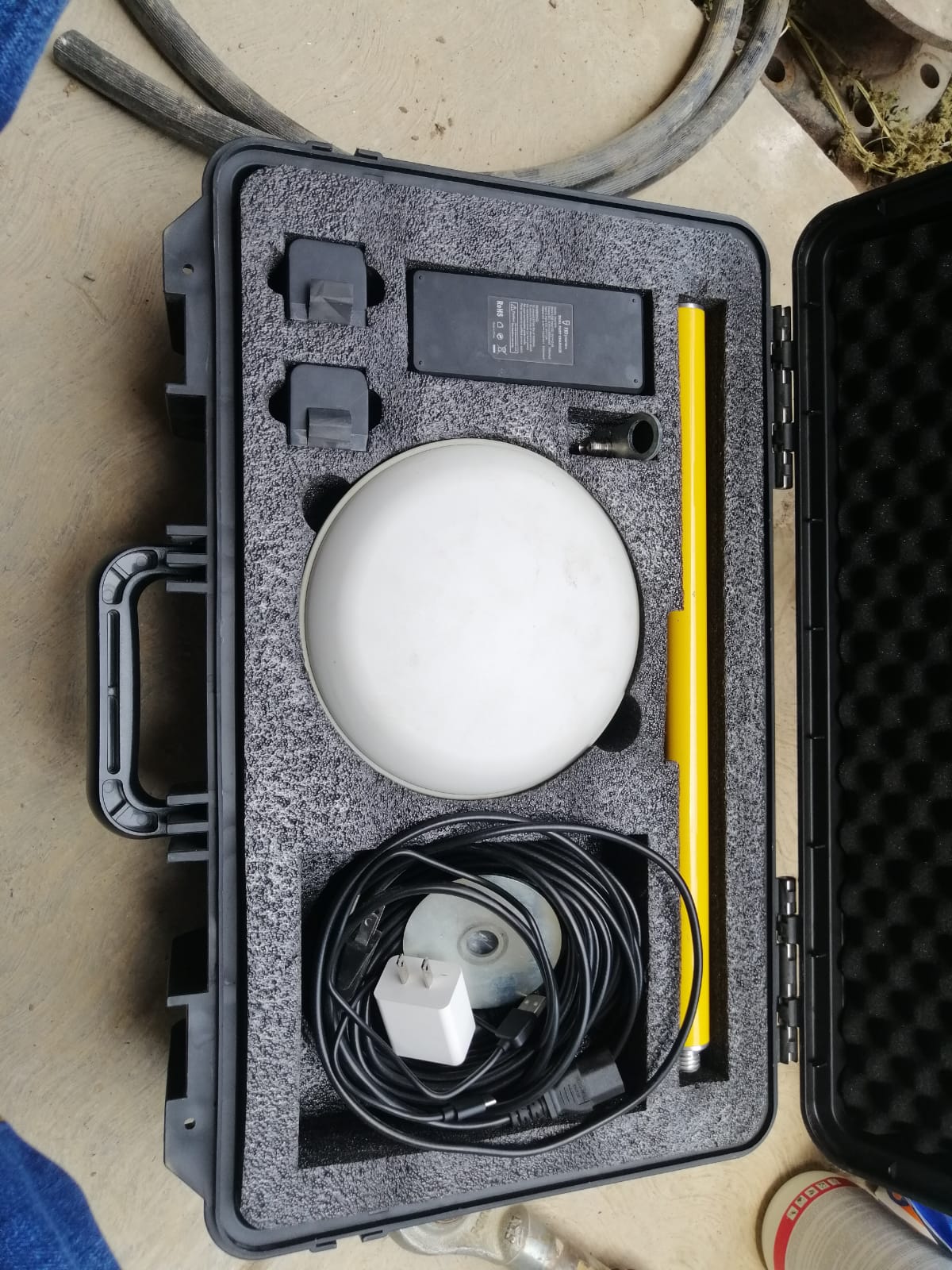 Estación base V1 Sveaverken para corrección RTK en campo